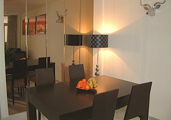 Dining room and kitchen at Parque Miraflores.