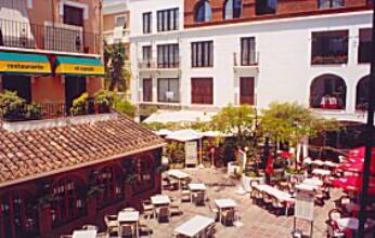 el Candil Restaurant by the Balcon de Europa