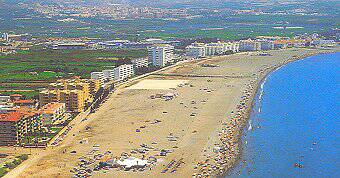 Motril beach from the west